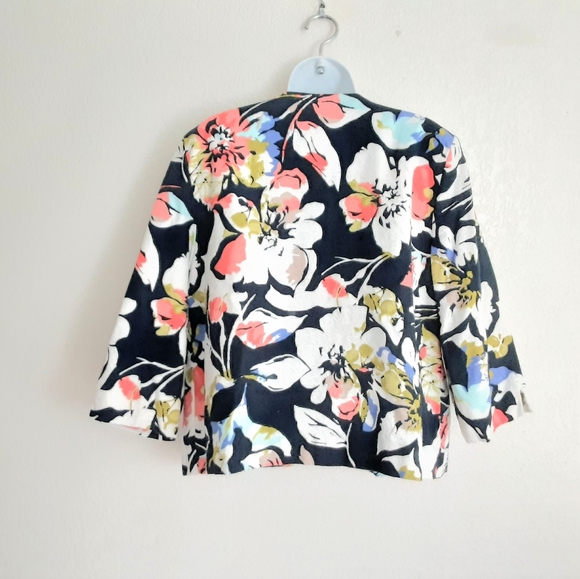 Alfred Dunner - Picture 5 of 5